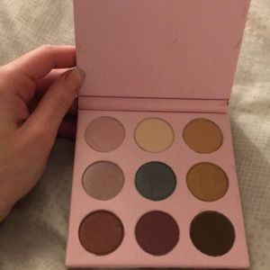 Winky lux pallet
